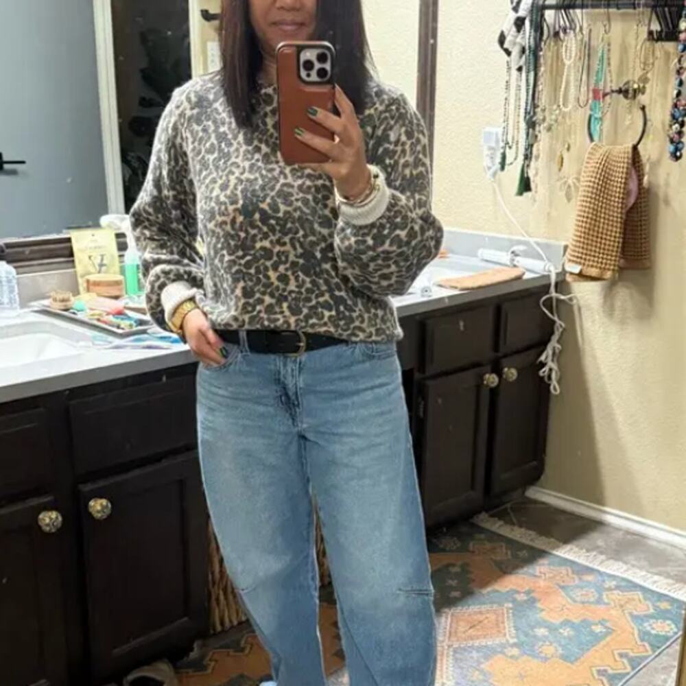 Marnine Layer Cheetah Sweater XS Cropped Soft Cotton Crew Animal Designer $158 - Picture 3 of 11